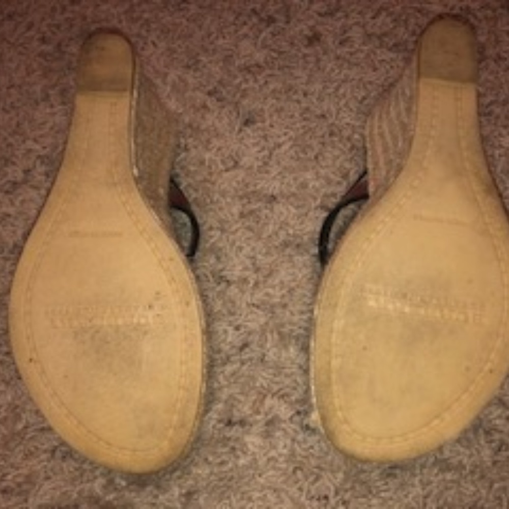 BURBERRY Wedge Sandals--SIZE 38--$175 - Picture 2 of 4